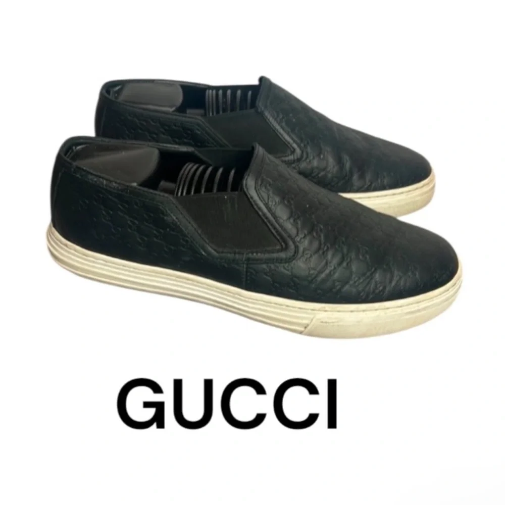 Authentic Gucci luxury designer signature GG embossed leather sneakers sz 6 mens